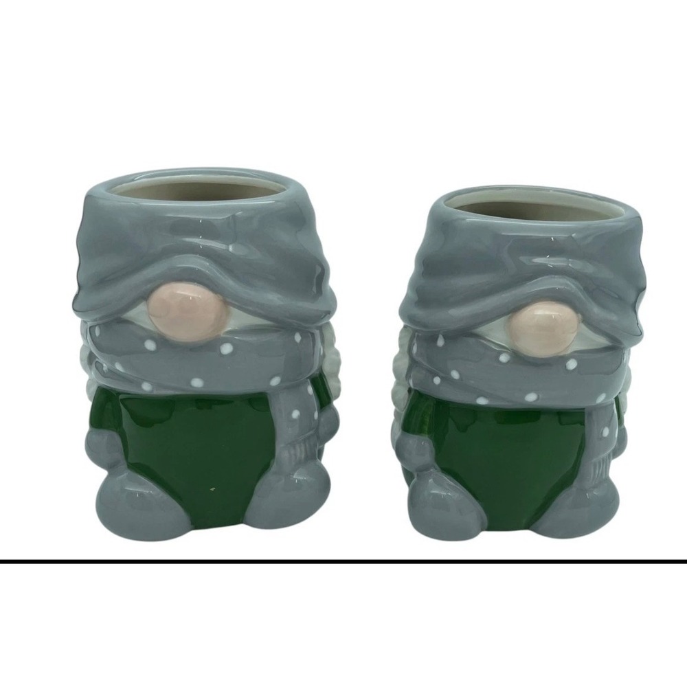 Pottery Barn Set of 2 Gnomes Ceramic Mugs‎ Christmas Holiday Green Gray